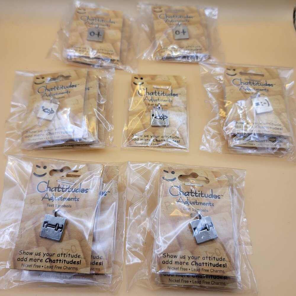 Chattitudes Text Symbols Charms Nickel & Lead Free Emojis 20 pieces jj3556
